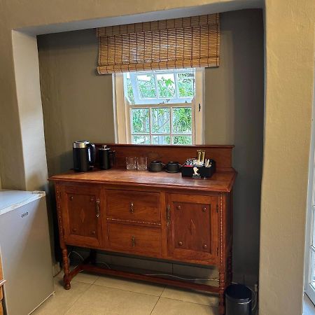 Battiss Guest House Pretoria-Noord Eksteriør billede