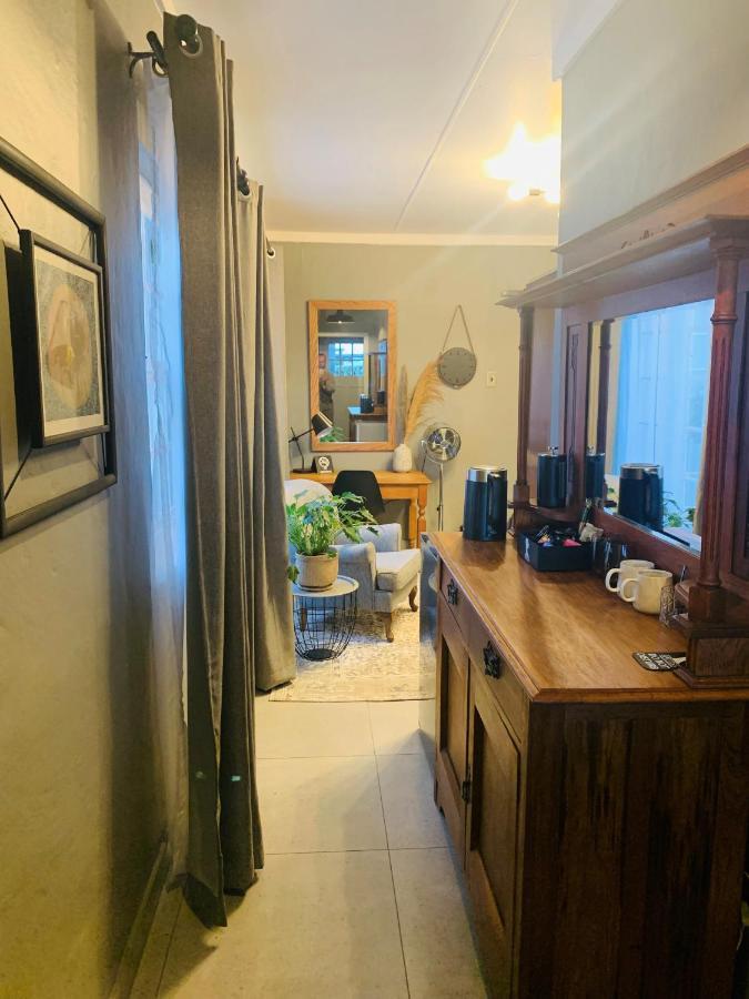 Battiss Guest House Pretoria-Noord Eksteriør billede
