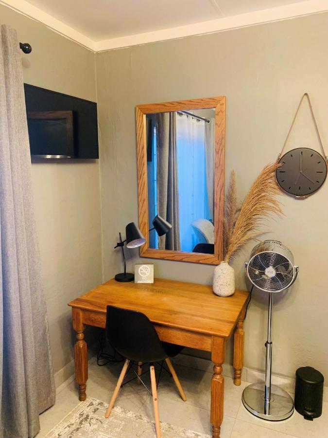 Battiss Guest House Pretoria-Noord Eksteriør billede