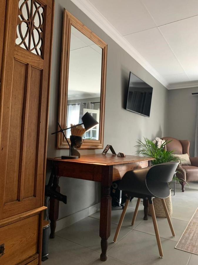 Battiss Guest House Pretoria-Noord Eksteriør billede