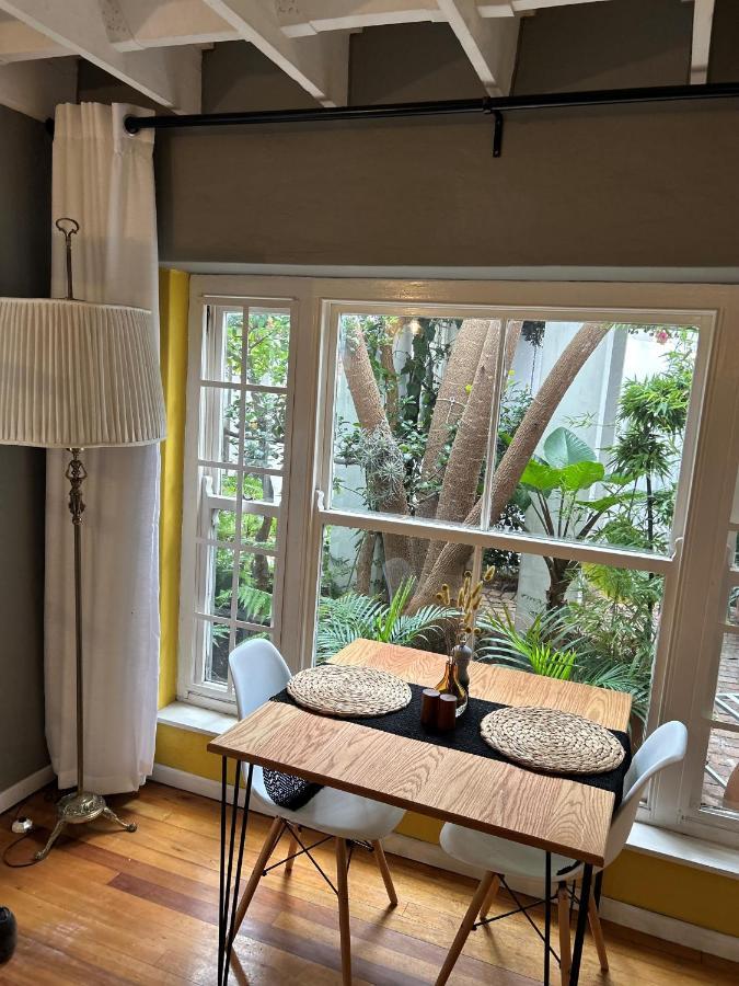 Battiss Guest House Pretoria-Noord Eksteriør billede